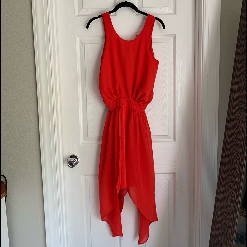 BCBG 👠Red Open Back Cocktail Dress